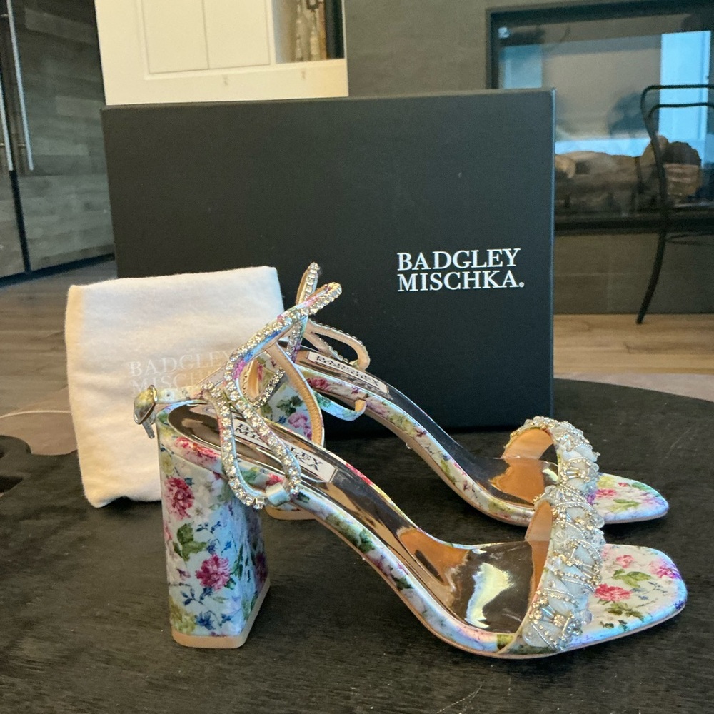Badgley Mischka Floral Embellished Block Heel Sandals in White and Pastel Multi - Picture 4 of 8
